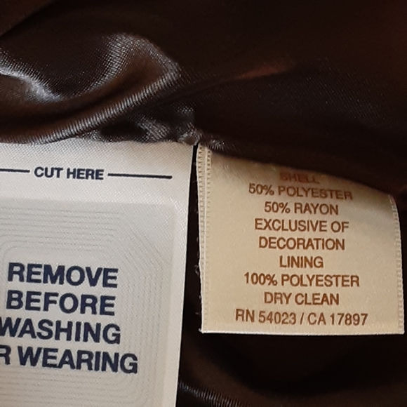 Snnie Hall Script Label Old Navy Rayon Blend Lace Trim 4 Button Vest - Picture 6 of 12